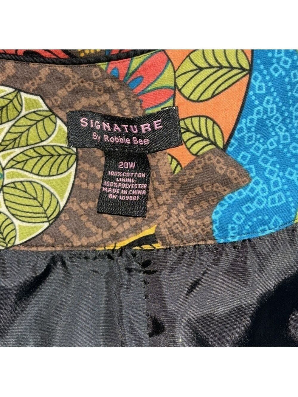Signature by Robbie Bee Sleeveless Scoop Neck Floral Print Bead Artsy Midi Dress - Picture 5 of 6
